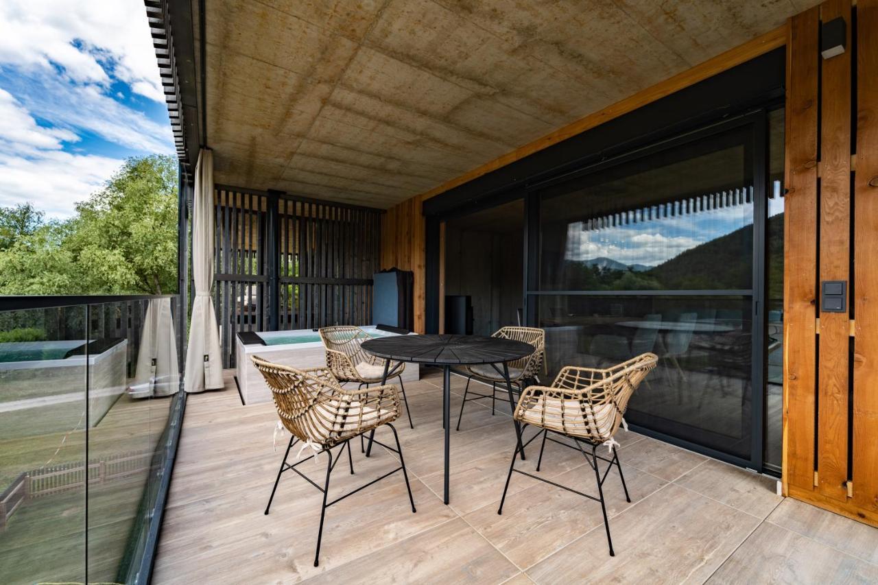 Merlrose Apartments 상트칸지안 외부 사진